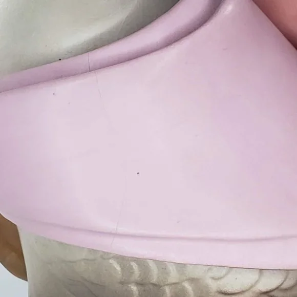 Hagen Renaker DW Mother Goose Figurine Matte Variation - Picture 9 of 9